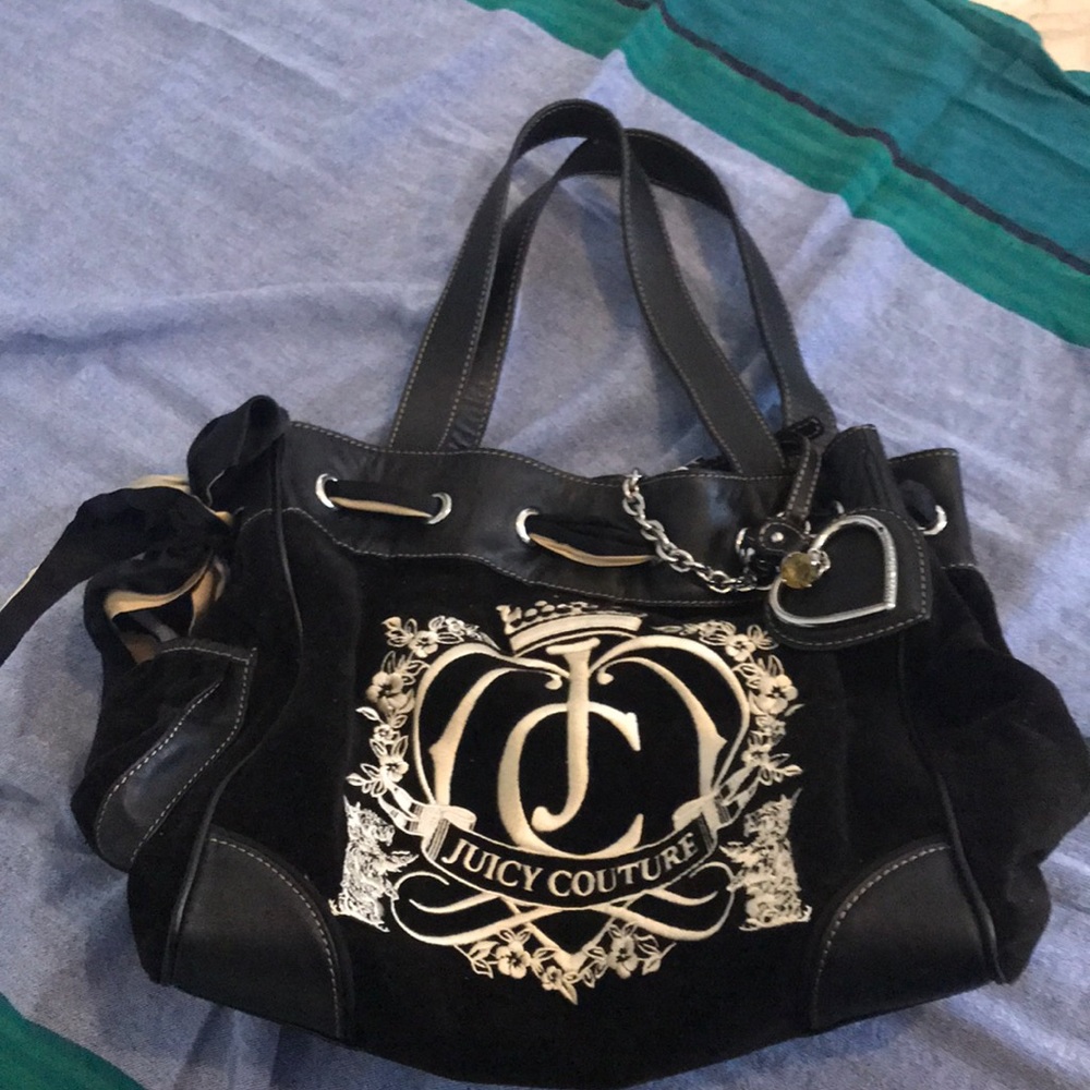 Hand bag